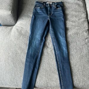 Levi’s 721 high rise skinny Jean